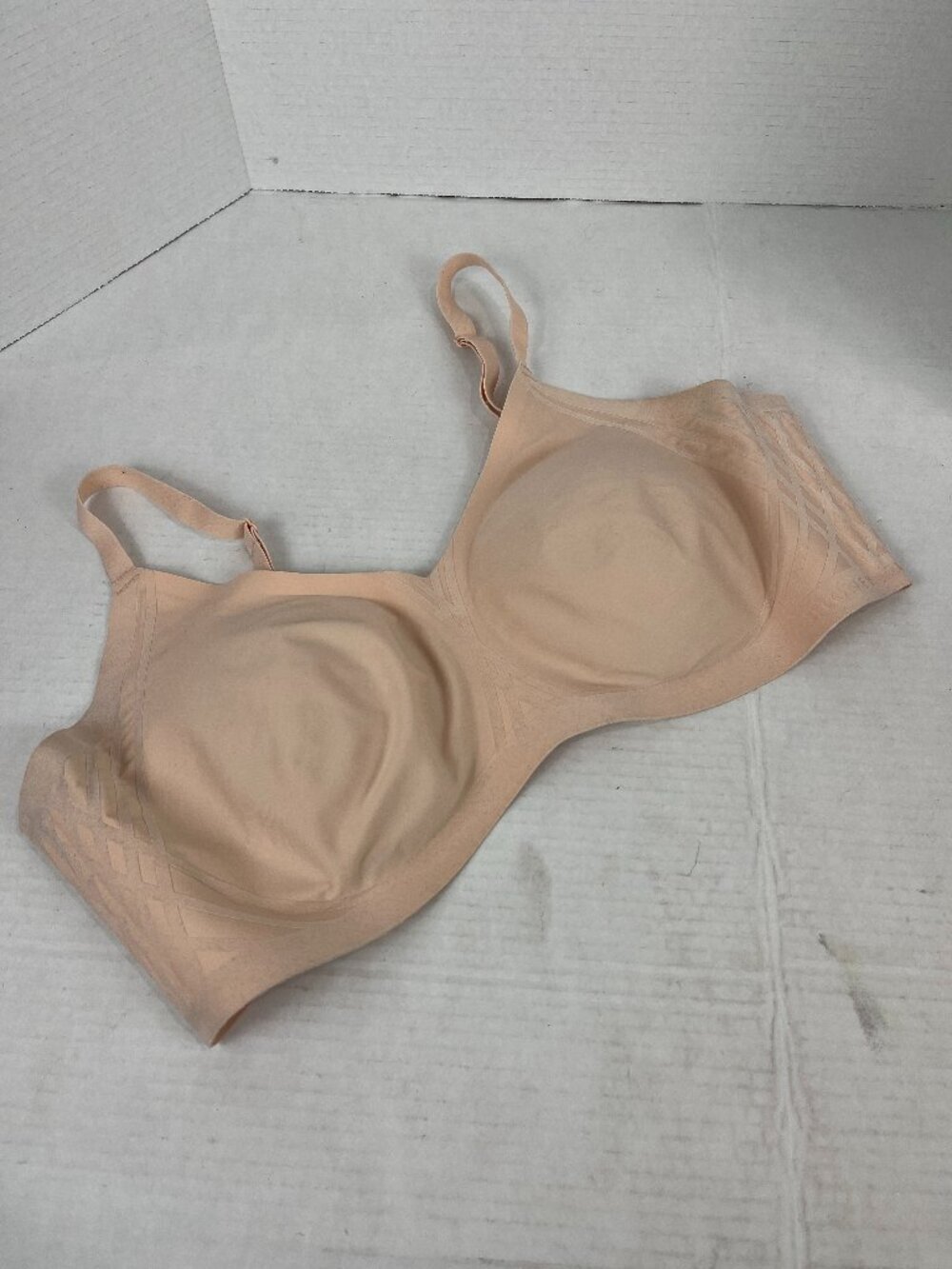 Women's Beige HoneyLove Bra Size 42 C/D